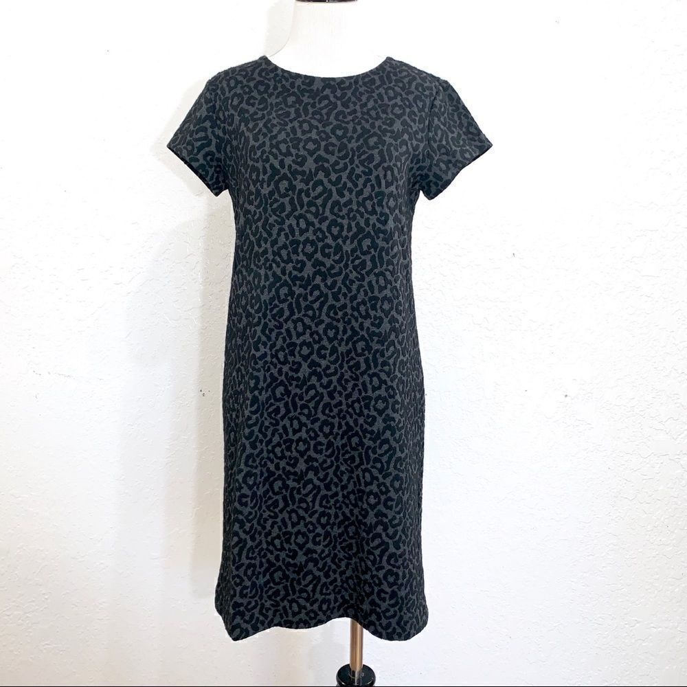 Loft Leopard Print Jacquard Fabric Dress Short sleeves exposed back zipper